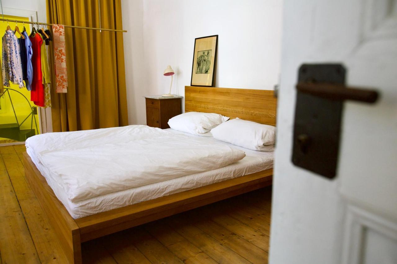 Boutique-Ferienwohnung im alten Weinhaus Moser Grünstadt Exterior foto